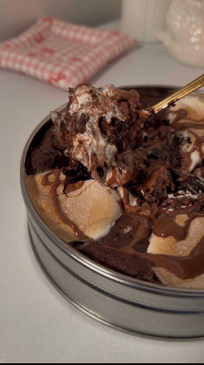 Double Chocolate Marshmallow Cookie Tin