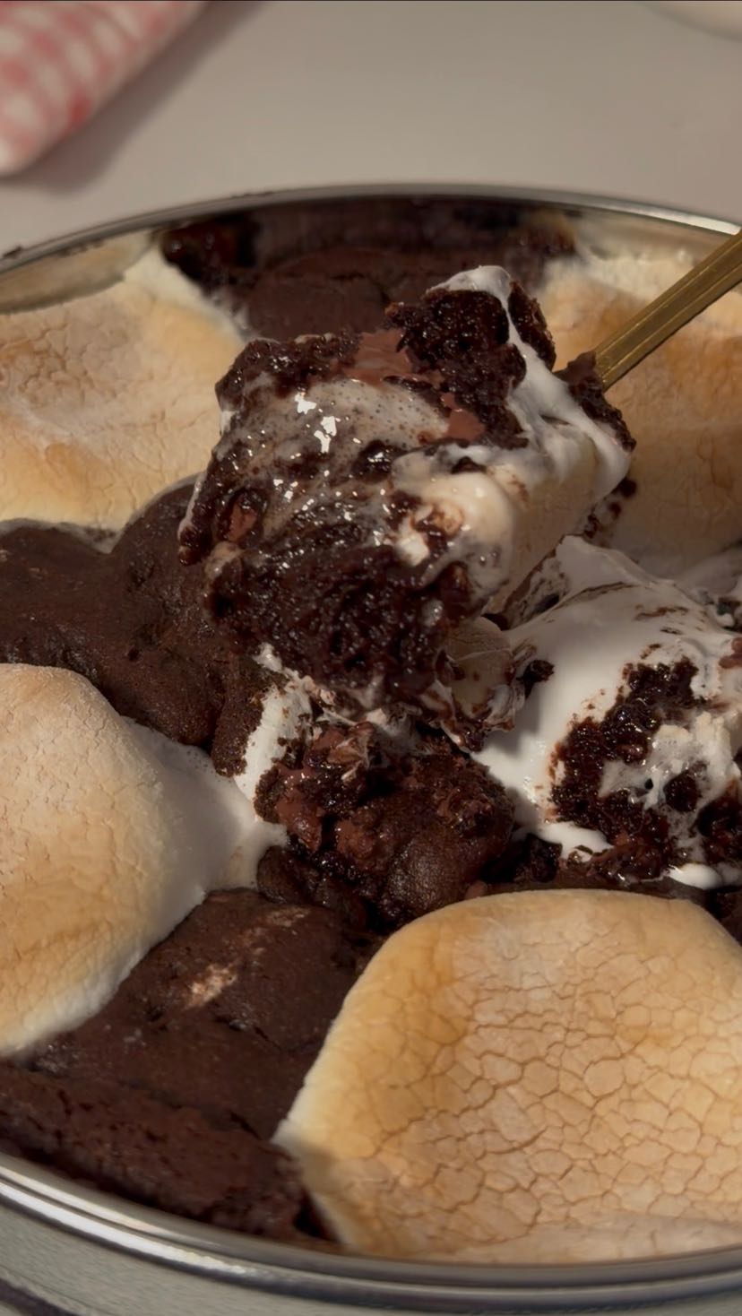 CozyTin Double Chocolate Marshmallow Tin